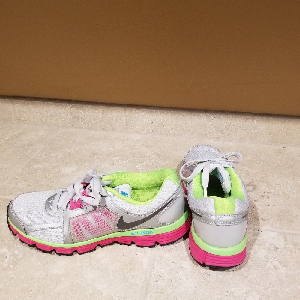 Nike shoes